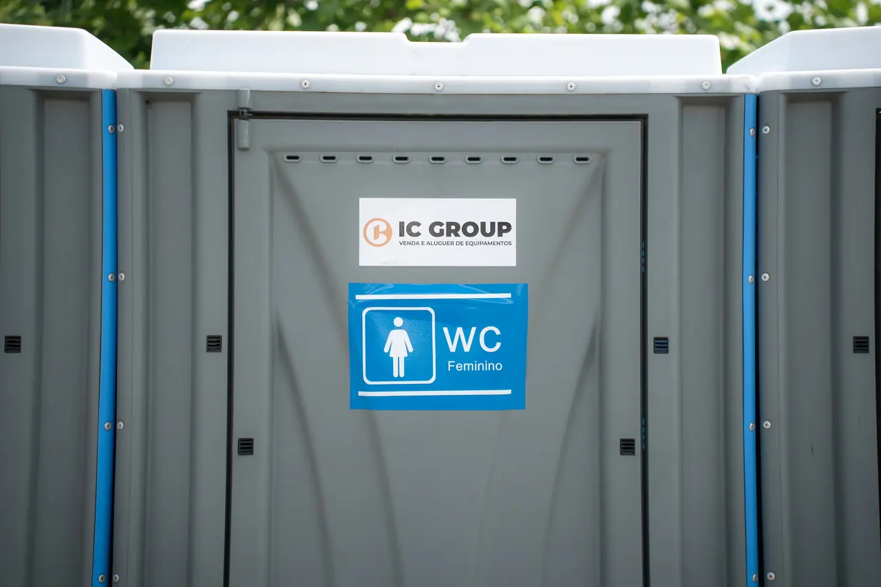 WC portáteis montados pela IC GROUP